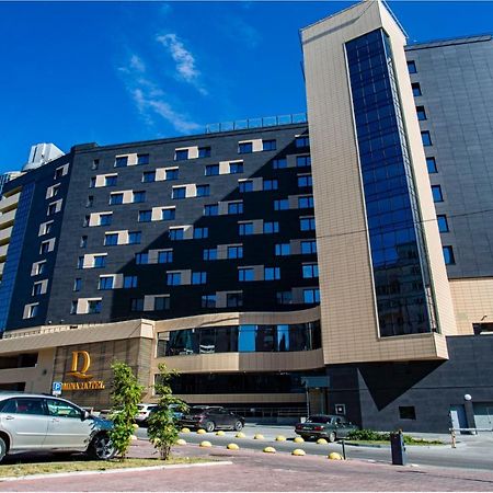 Domina Hotel Novosibirsk Exterior foto